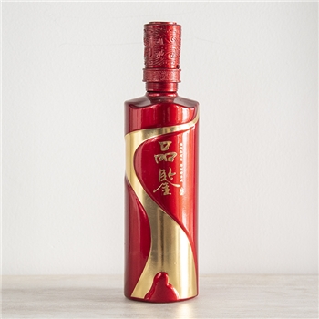 品鉴红罐酒