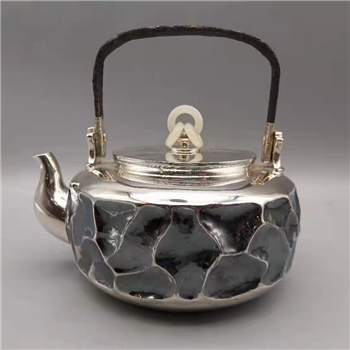 新品~鹤庆银器 三环诡目岩银壶纯手工约660克