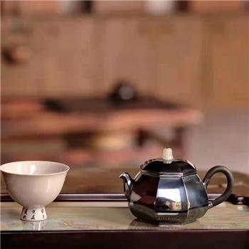 新品~鹤庆银器 复古八方小泡壶纯手工约138克