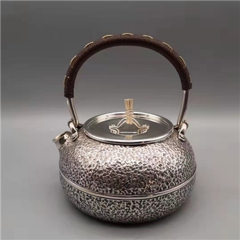 新品~鹤庆银器 麻点腰线平口壶约643克