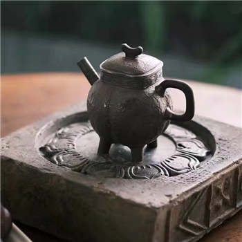 新品~鹤庆银器 四足鼎形小泡壶纯手工约170克