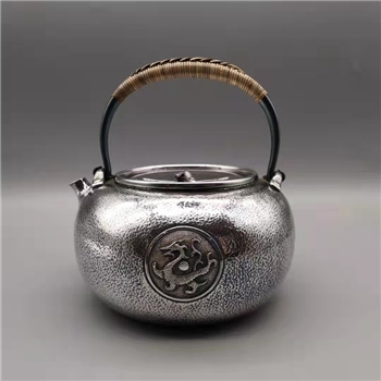 新品~鹤庆银器 锤纹图腾直嘴壶纯手工约474克