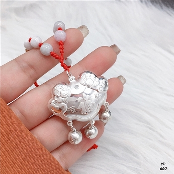 新品-鹤庆银器 红绳愿百福平安锁约克